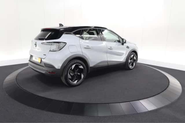 Renault Captur (2025) thumbnail 5