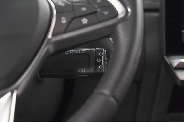 Renault Captur (2025) thumbnail 33