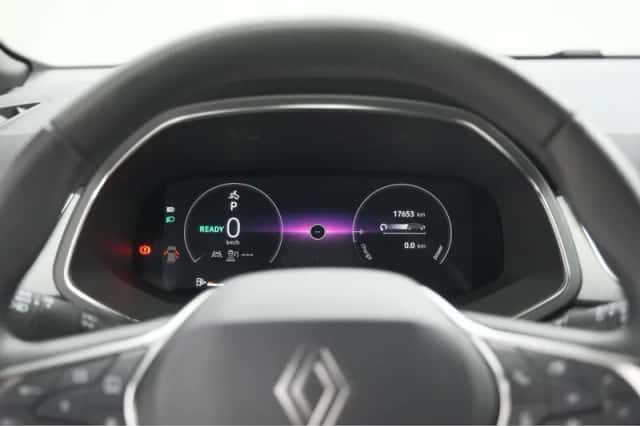 Renault Captur (2025) thumbnail 36
