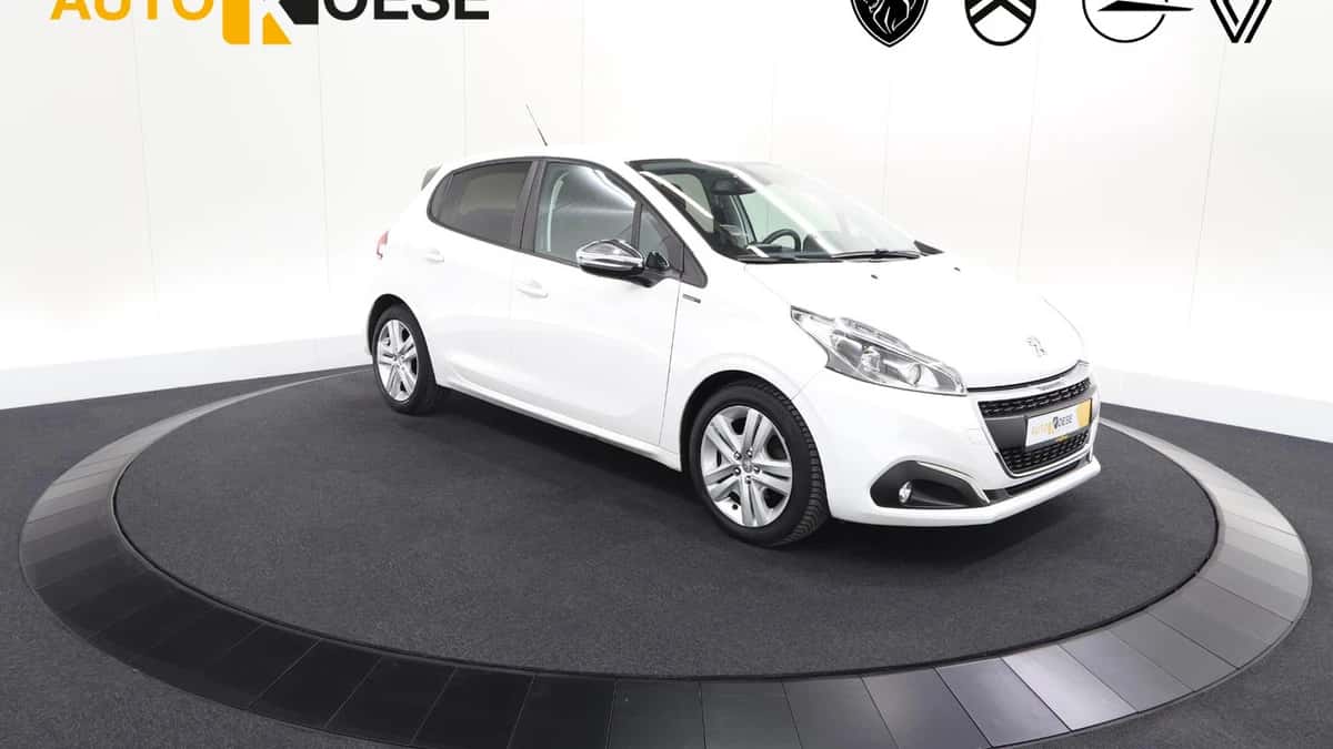Peugeot 208 (2019) — foto 1