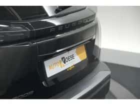Peugeot 2008 (2024) thumbnail 4