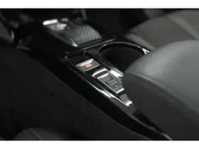 Peugeot 2008 (2024) thumbnail 41