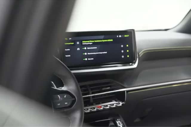 Peugeot 2008 (2024) thumbnail 49