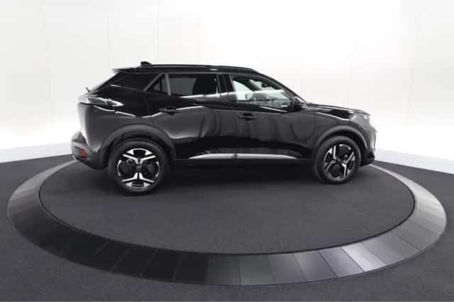 Peugeot 2008 (2024) thumbnail 9