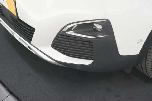 Peugeot 5008 (2020) thumbnail 18