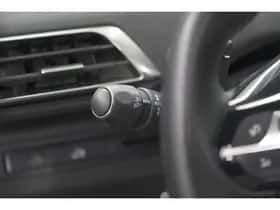 Peugeot 5008 (2020) thumbnail 36
