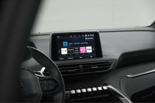 Peugeot 5008 (2020) thumbnail 44