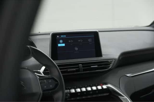 Peugeot 5008 (2020) thumbnail 45