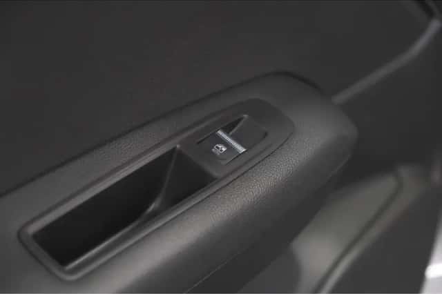 Renault Captur (2025) thumbnail 25