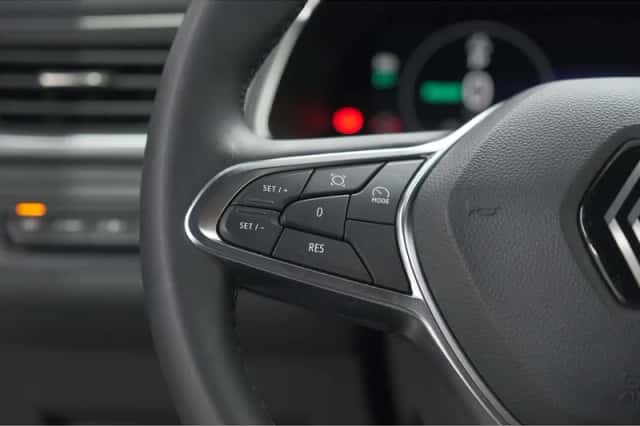 Renault Captur (2025) thumbnail 29