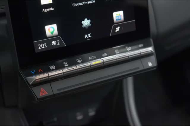 Renault Captur (2025) thumbnail 39