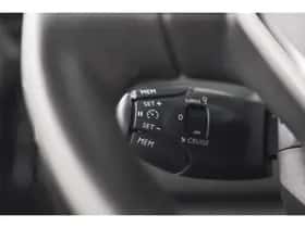 Peugeot 2008 (2025) thumbnail 4