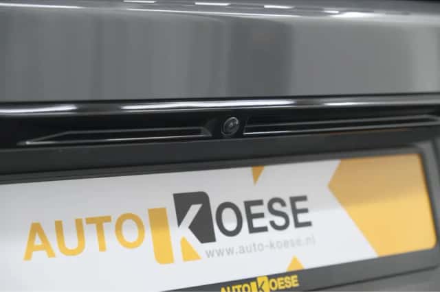 Peugeot e-2008 (2025) thumbnail 4
