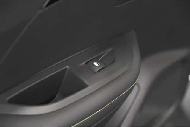 Peugeot e-2008 (2025) thumbnail 33
