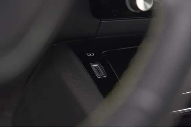 Peugeot e-2008 (2025) thumbnail 47