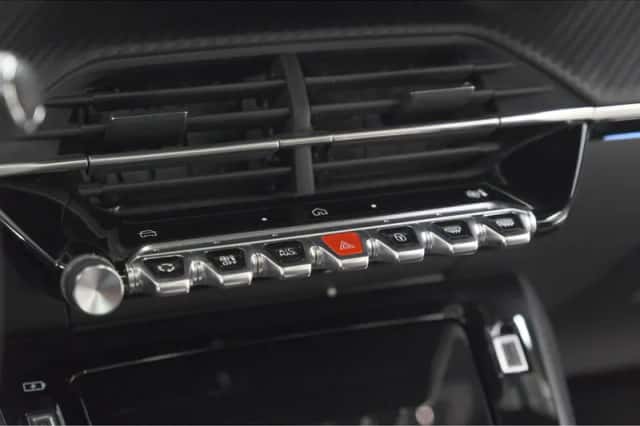 Peugeot e-2008 (2025) thumbnail 48