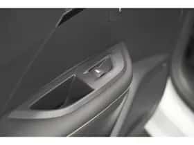 Peugeot 2008 (2022) thumbnail 27
