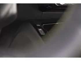 Peugeot 2008 (2022) thumbnail 43