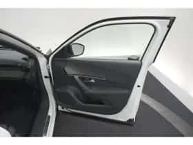 Peugeot 2008 (2022) thumbnail 59