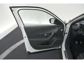 Peugeot 2008 (2022) thumbnail 61