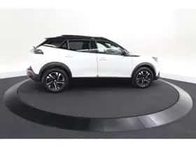 Peugeot 2008 (2022) thumbnail 9