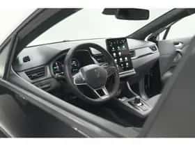 Renault Captur (2025) thumbnail 2