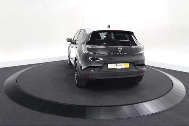 Renault Captur (2025) thumbnail 11
