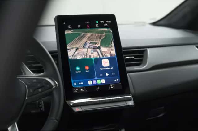 Renault Captur (2025) thumbnail 3
