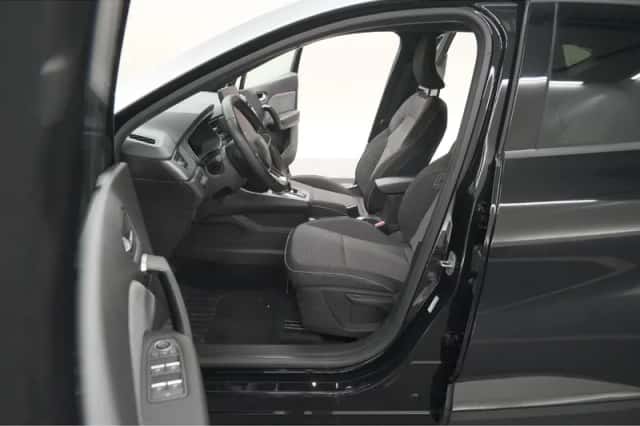Renault Captur (2025) thumbnail 23