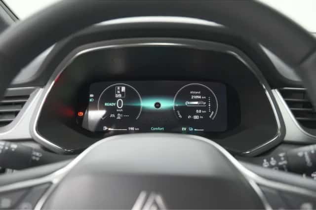 Renault Captur (2025) thumbnail 36