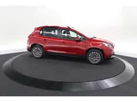 Peugeot 2008 (2018) thumbnail 8