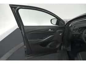 Opel Grandland X (2021) thumbnail 64