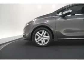Peugeot 208 (2019) thumbnail 16