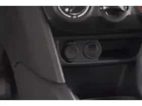 Peugeot 208 (2019) thumbnail 36