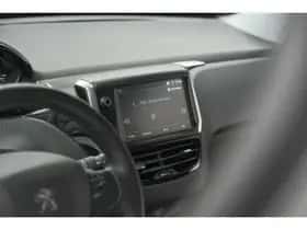 Peugeot 208 (2019) thumbnail 40
