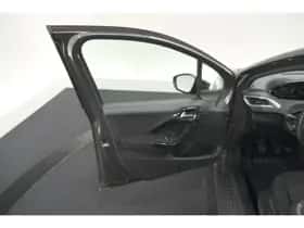 Peugeot 208 (2019) thumbnail 54