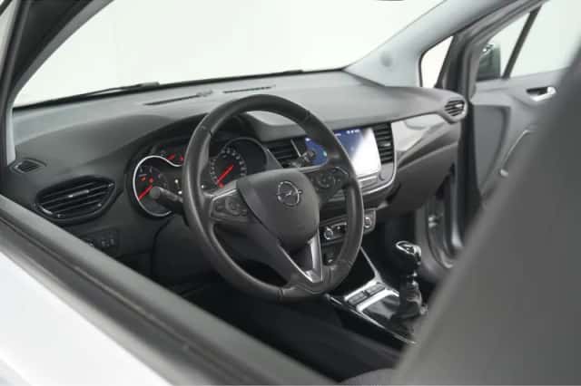 Opel Crossland (2024) thumbnail 2