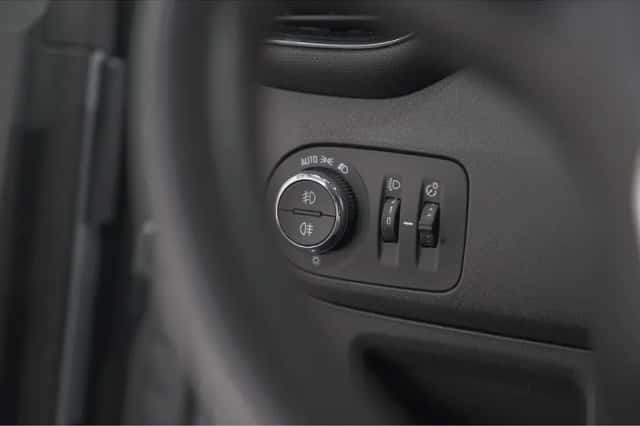 Opel Crossland (2024) thumbnail 34