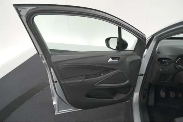 Opel Crossland (2024) thumbnail 56