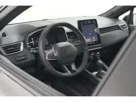 Renault Clio (2025) thumbnail 2