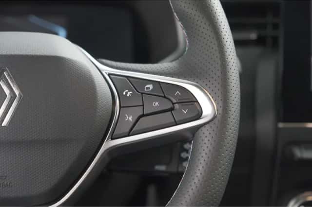 Renault Clio (2025) thumbnail 31