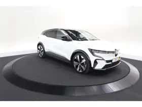 Renault Mégane E-Tech (2022) thumbnail 7