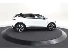 Renault Mégane E-Tech (2022) thumbnail 9