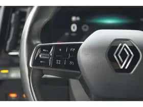 Renault Mégane E-Tech (2023) thumbnail 29