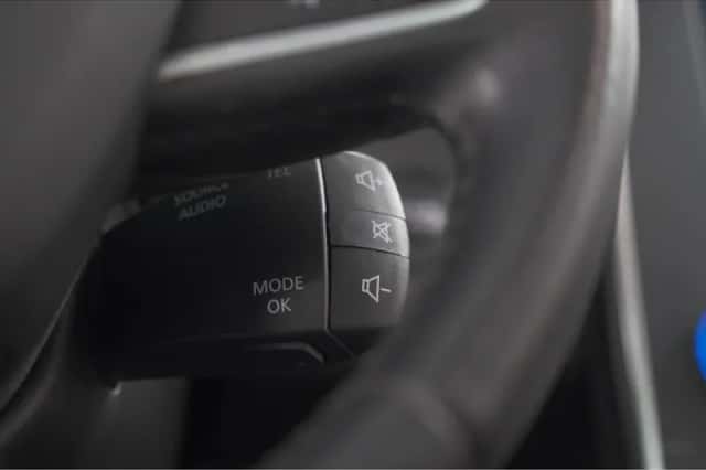 Renault Scénic (2019) thumbnail 36