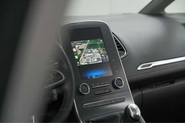 Renault Scénic (2019) thumbnail 60