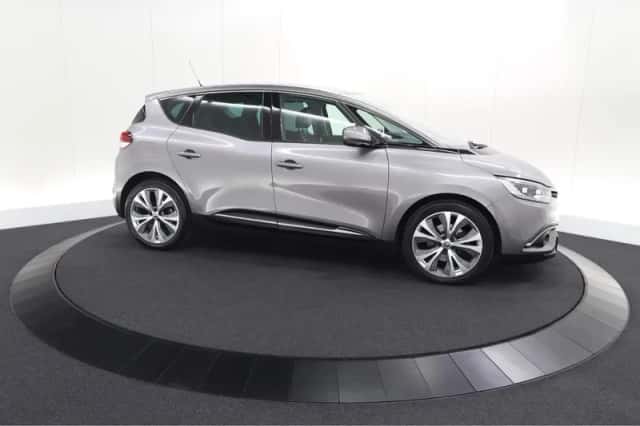 Renault Scénic (2019) thumbnail 8
