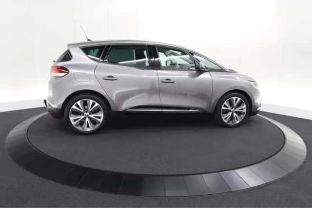 Renault Scénic (2019) thumbnail 9