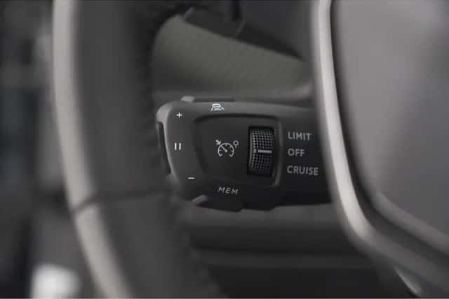 Peugeot 2008 (2025) thumbnail 35