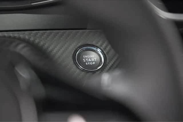 Peugeot 2008 (2025) thumbnail 36